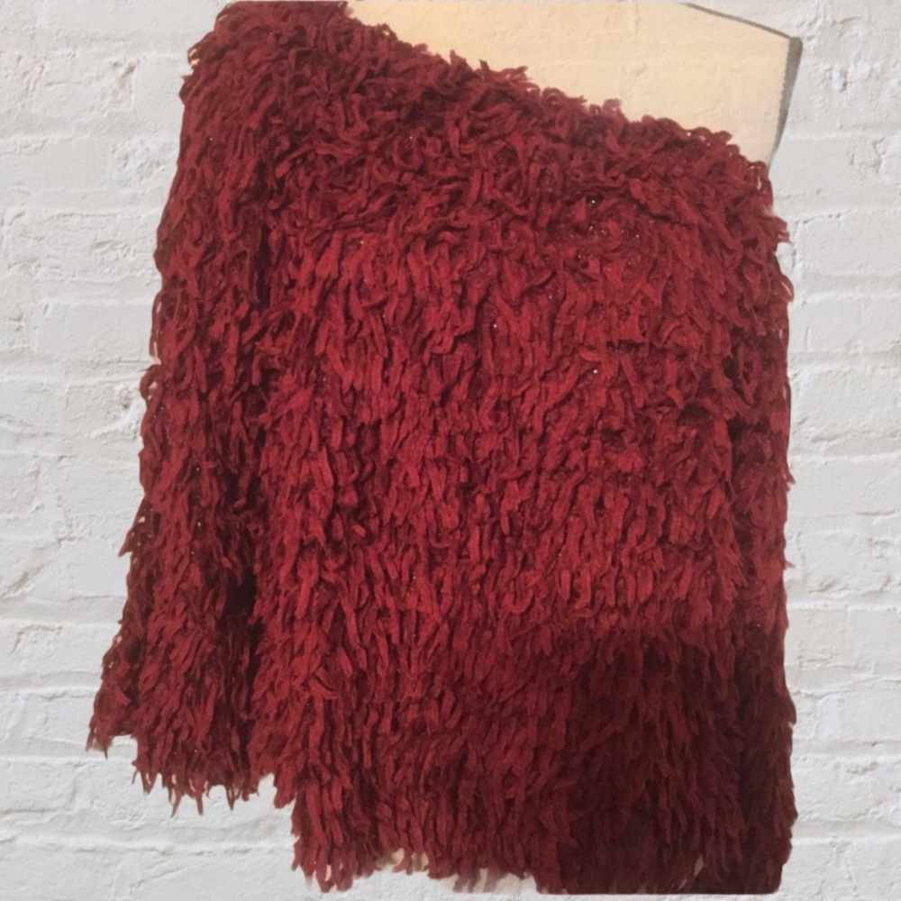 Wine Off The Shoulders Soft Shaggy Top - Picture 4 of 11